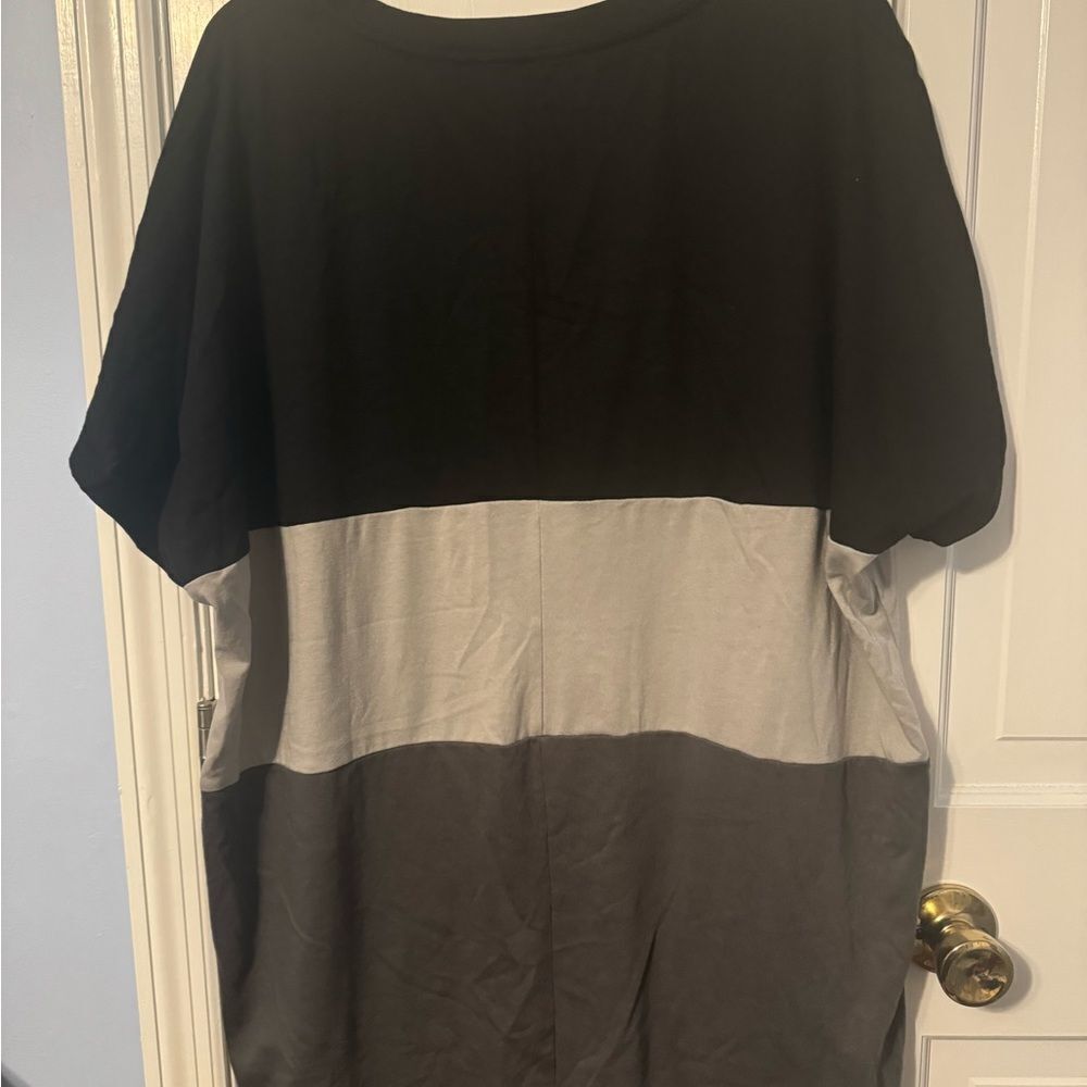 Color Block Long Tunic Tee with Pockets! Comfy Casual Versatile. XL - Picture 9 of 10